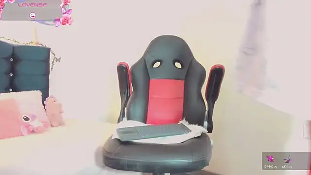 Snapshot of Rubi_30 chatting on 03/04/25, 11:11 Rubi 30 online show from 03/04/25, 11:11