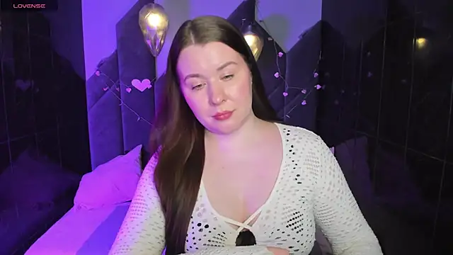 Snapshot of ShedarBrooks chatting on 02/17/25, 11:44 ShedarBrooks online show from 02/17/25, 11:44