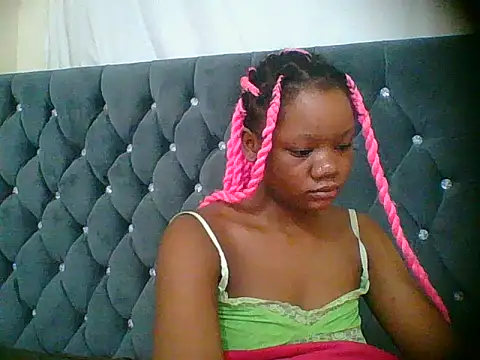 HotJeylee online show from 12/15/25, 10:25