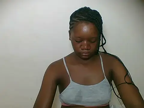 HotJeylee online show from 04/19/26, 12:00