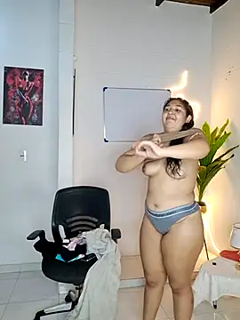 royalgirls x online show from 03/14/26, 01:01