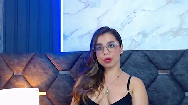 ThaniaJones online show from 03/15/25, 06:10