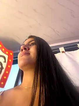 PaulinaDuarte online show from 11/03/25, 11:22