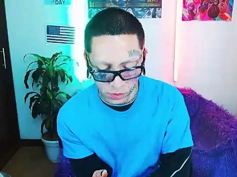 deivid estrada online show from 01/28/25, 03:04