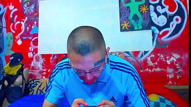 deivid estrada online show from 02/11/26, 04:56