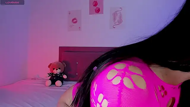 Snapshot of ConnyBlare chatting on 03/01/25, 04:37 ConnyBlare online show from 03/01/25, 04:37