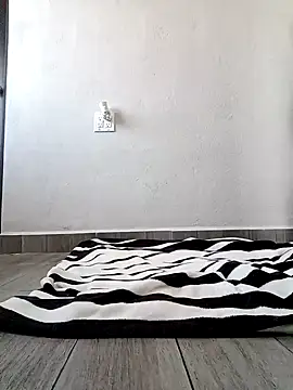 Bunny little29 online show from 12/03/24, 08:17