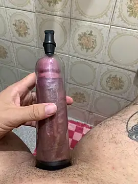 MalvadoFavorito28 online show from 04/27/26, 07:23