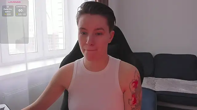 Snapshot of JessieFlower chatting on 12/04/25, 08:12 JessieFlower online show from 12/04/25, 08:12