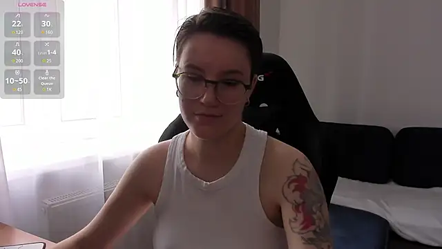 Snapshot of JessieFlower chatting on 07/18/26, 08:18 JessieFlower online show from 07/18/26, 08:18