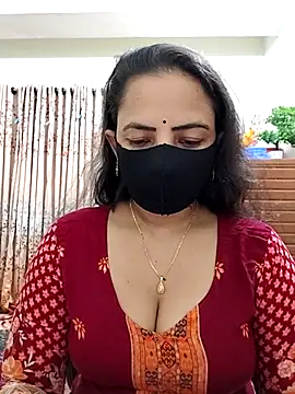 Payel-Sen online show from 10/28/25, 04:53