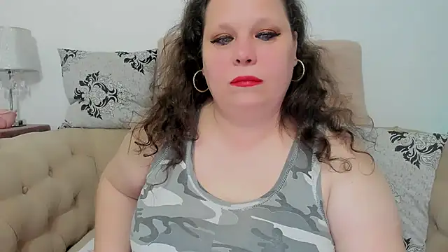 KarolineJoyy online show from 03/19/26, 07:29