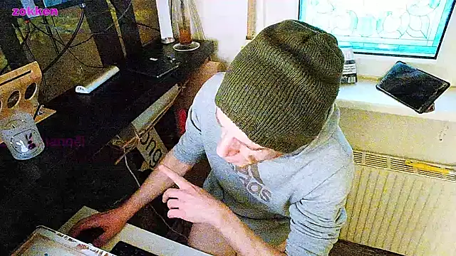 Snapshot of BongChannel chatting on 01/05/25, 03:02 BongChannel online show from 01/05/25, 03:02