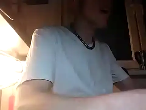 Snapshot of BongChannel chatting on 01/08/25, 09:23 BongChannel online show from 01/08/25, 09:23