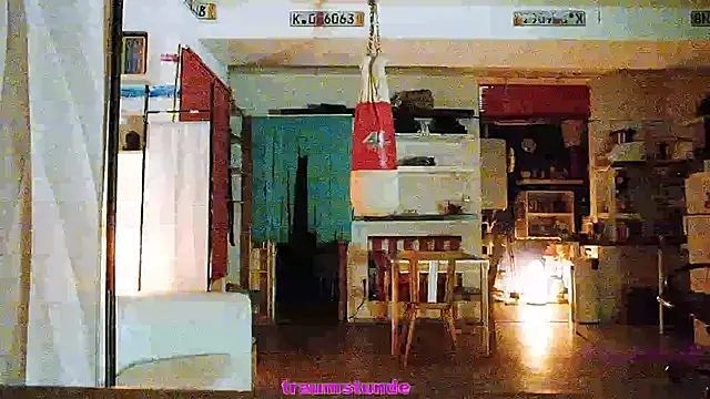 Snapshot of BongChannel chatting on 01/23/25, 07:40 BongChannel online show from 01/23/25, 07:40