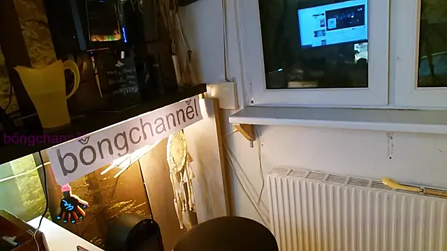 Snapshot of BongChannel chatting on 02/02/25, 09:02 BongChannel online show from 02/02/25, 09:02