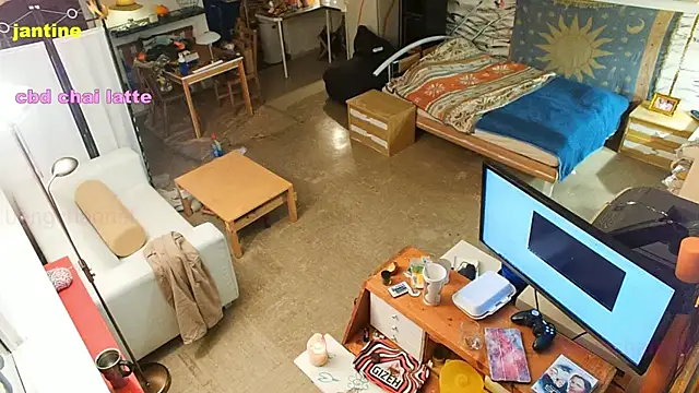 Snapshot of BongChannel chatting on 03/08/25, 09:51 BongChannel online show from 03/08/25, 09:51