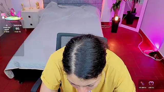 Lana stone  online show from 03/04/26, 03:23