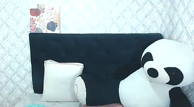 Emma-Wilson online show from 02/06/25, 11:43