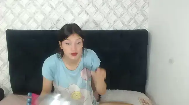 Emma-Wilson online show from 02/19/25, 09:47