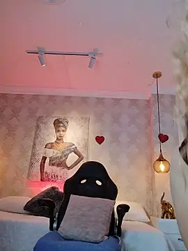 Shantall   online show from 02/16/26, 12:12