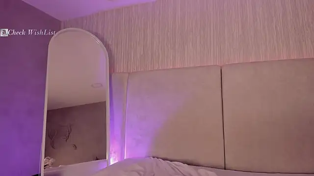 Snapshot of MALENA-ANGEL chatting on 09/15/25, 08:09 MALENA-ANGEL online show from 09/15/25, 08:09