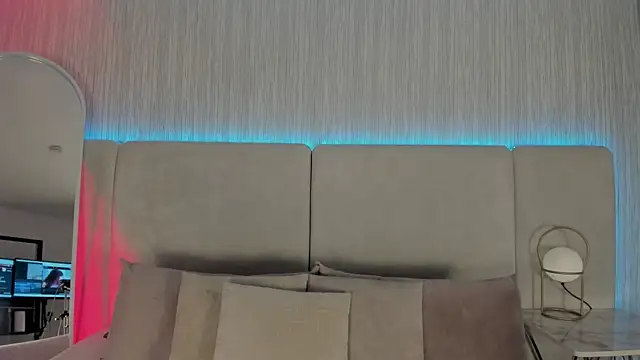 Snapshot of MALENA-ANGEL chatting on 10/10/25, 08:41 MALENA-ANGEL online show from 10/10/25, 08:41