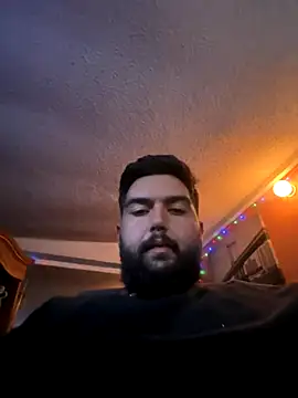 bigdickgio6923 online show from 11/11/25, 05:40