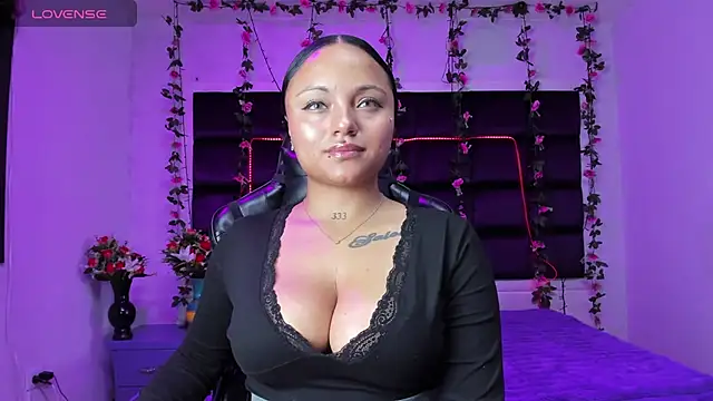 sweelanna   online show from 03/08/26, 12:52