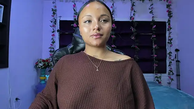sweelanna   online show from 06/02/26, 12:34