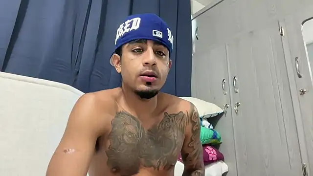 dominic brandd23 online show from 11/06/25, 06:20