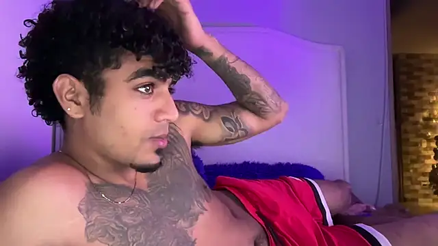 dominic brandd23 online show from 11/17/25, 07:58