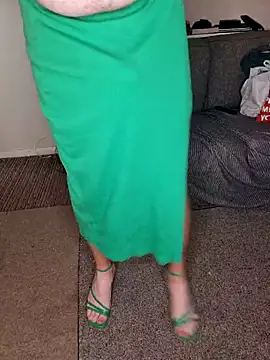 Snapshot of ellie-tv chatting on 10/30/25, 09:22 ellie-tv online show from 10/30/25, 09:22