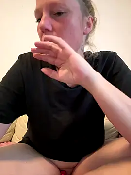 MoniqueLaFee online show from 09/11/25, 03:45