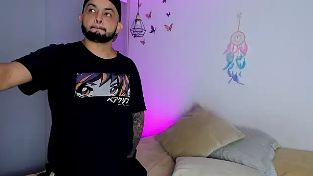 Snapshot of Chloe_Johnson_ chatting on 11/02/25, 05:54 Chloe Johnson online show from 11/02/25, 05:54