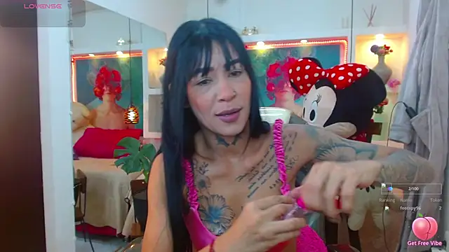 lorenapinto online show from 10/19/25, 12:28