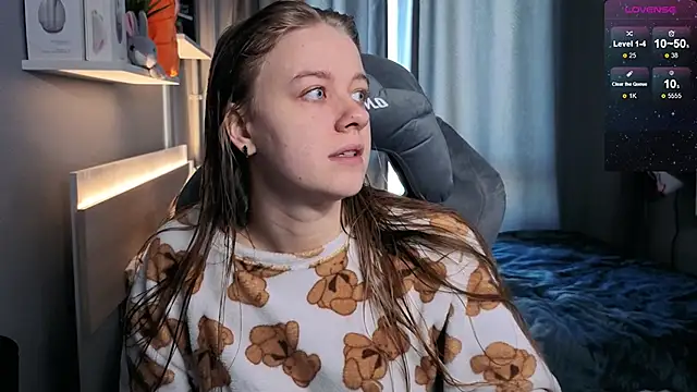 candy maggie online show from 03/19/25, 10:00