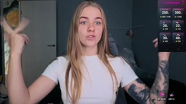 candy maggie online show from 09/15/25, 10:04