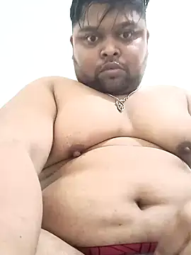 Snapshot of julywwrt chatting on 12/19/24, 04:02 julywwrt online show from 12/19/24, 04:02