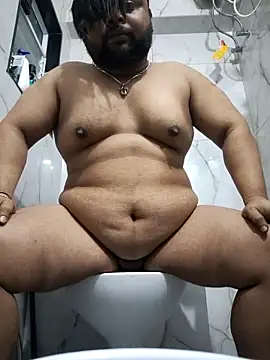 Snapshot of julywwrt chatting on 03/01/26, 06:04 julywwrt online show from 03/01/26, 06:04