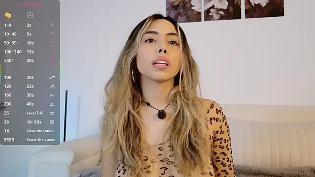 Snapshot of AMELIETARSON chatting on 10/24/25, 07:43 AMELIETARSON online show from 10/24/25, 07:43