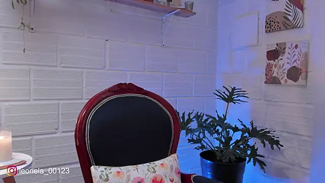 cuddlingbunny online show from 07/12/26, 07:16