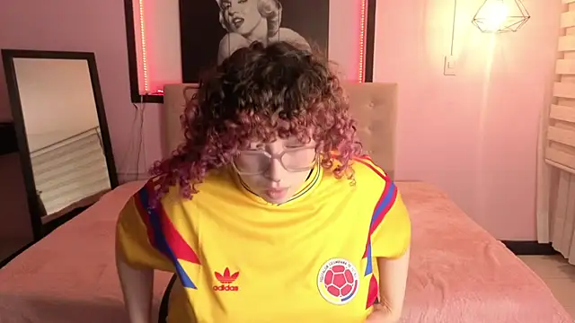  Androm3da  online show from 07/07/26, 07:40