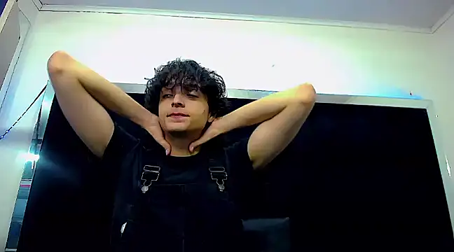 Sr BonnyEthan online show from 01/25/25, 01:41