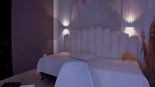 Snapshot of NastassjaCandy chatting on 12/05/25, 07:10 NastassjaCandy online show from 12/05/25, 07:10