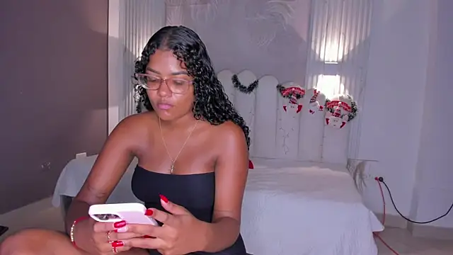 Snapshot of NastassjaCandy chatting on 12/20/25, 06:59 NastassjaCandy online show from 12/20/25, 06:59