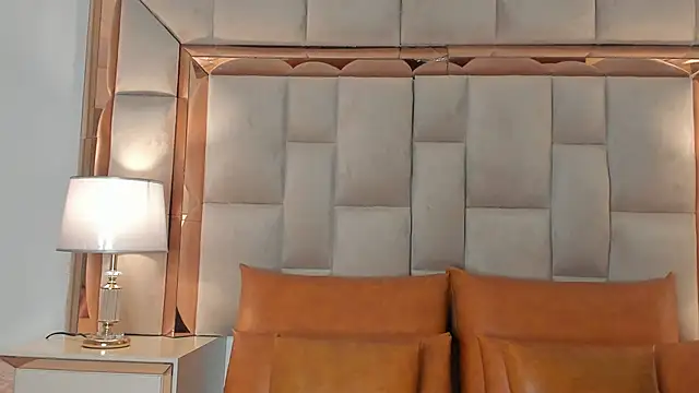 Snapshot of DaraBeckett chatting on 09/11/25, 11:43 DaraBeckett online show from 09/11/25, 11:43