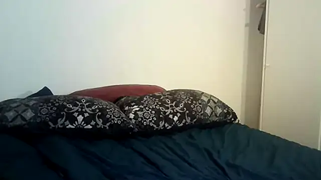 Snapshot of JunkieShitPig chatting on 03/22/25, 08:15 JunkieShitPig online show from 03/22/25, 08:15