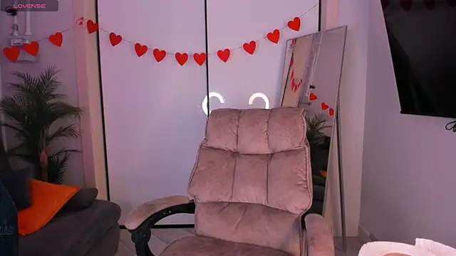 helen ramsay online show from 04/13/26, 03:06