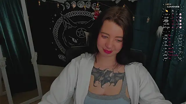 Snapshot of Sam_Mystery chatting on 12/24/24, 01:50 Sam Mystery online show from 12/24/24, 01:50